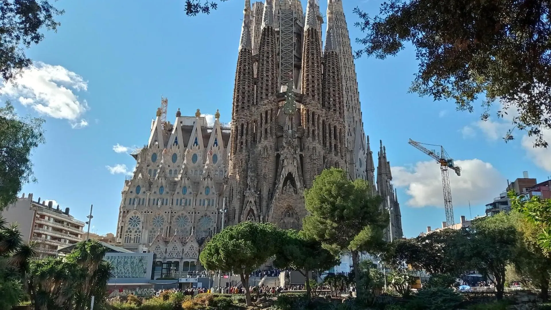 Spacious Apartment Sagrada Familia Barcelona